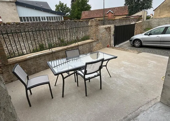 Maison Ideale Pour Le Circuit Des 24h Tatil Evi Changé